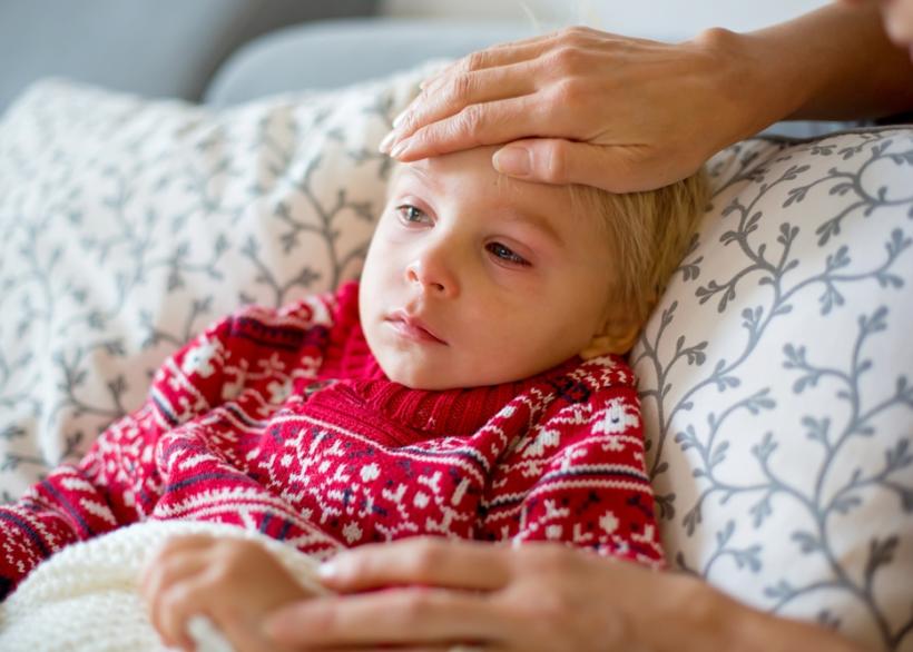 kind is ziek en heeft koorts