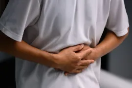 iemand met blindedarm-ontsteking